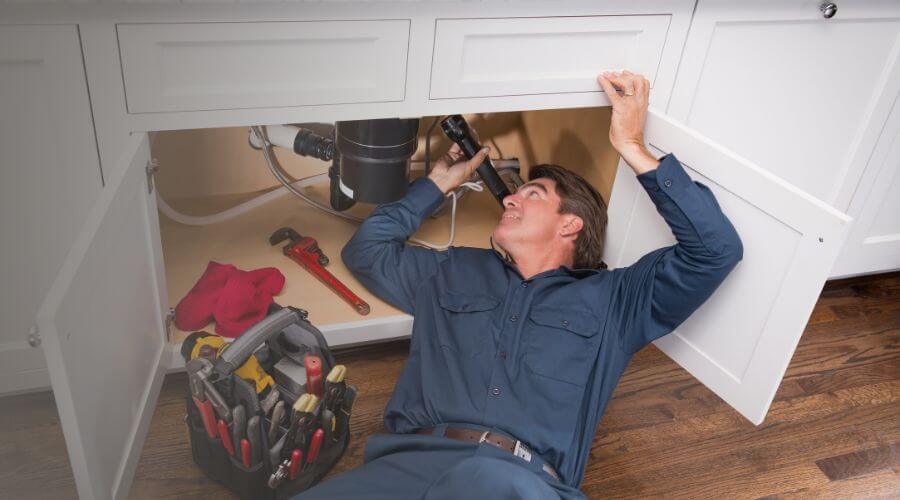 Professional Water heater repair in Idlewild, MI